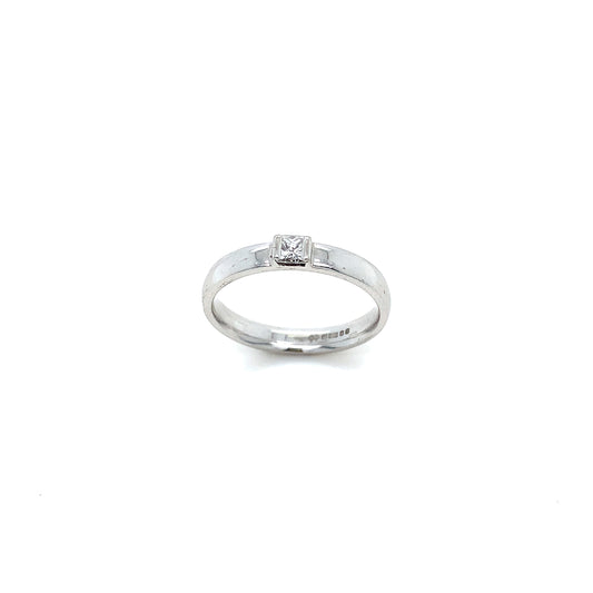 18K White Gold 0.10ct Princess Cut Diamond Solitaire Ring