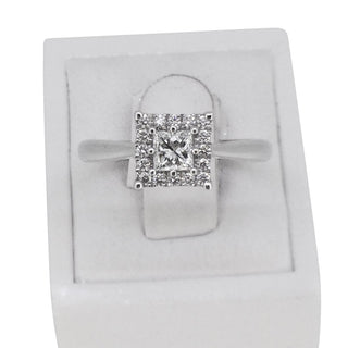 9k white gold square shaped cluster