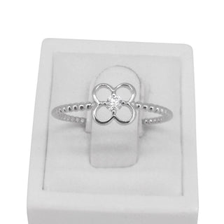 18 carat white gold four petal ring
