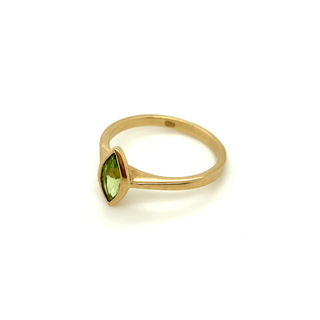 9K Yellow Gold Marquise Peridot Ring
