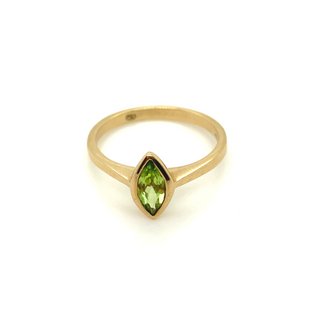 9K Yellow Gold Marquise Peridot Ring