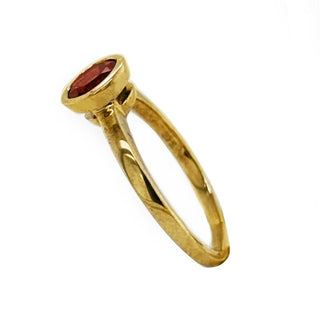9K Yellow Gold Round Garnet Ring