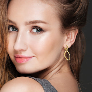 18K Yellow Gold 'Figure 8' Creole Hoop Earrings
