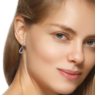 9K White Gold Twist Hoop Creole Earrings