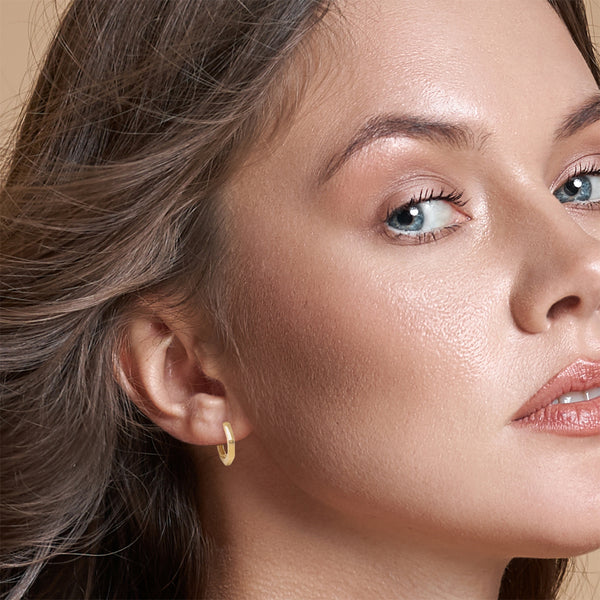 9K Yellow Gold 17mm Huggy Hoop Earrings