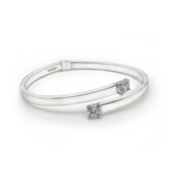 9K White Gold Cubic Zirconia Crossover Bangle