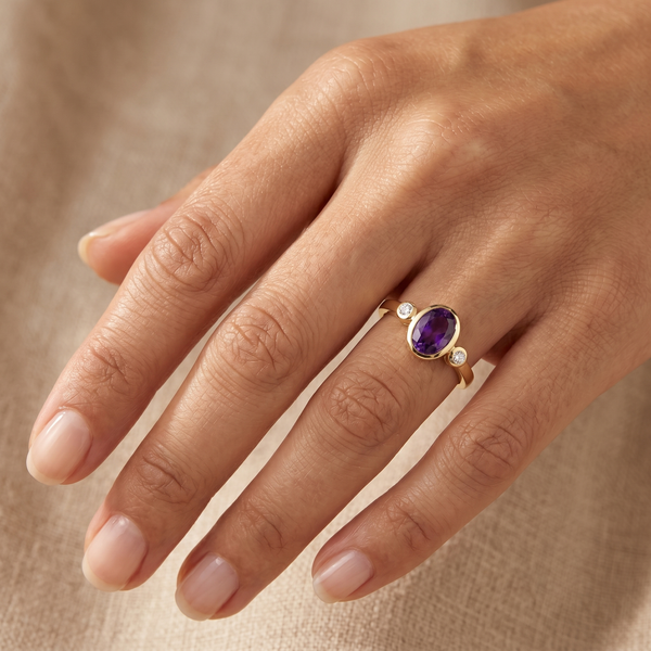 9K Yellow Gold Amethyst & Diamond Ring