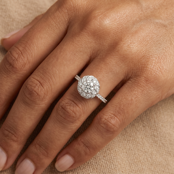 18K White Gold Round Brilliant Cut 1.06ct Diamond Halo Ring