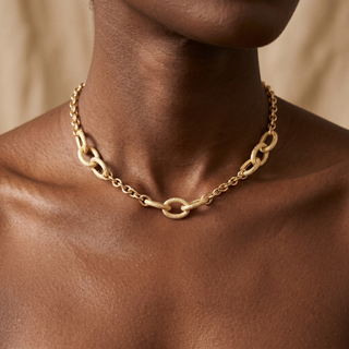Model wearing 9K Yellow Gold 3 Twisted Links & Chain Centre Necklace - Sonny's Jewellers