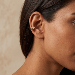 Model wearing 9K Yellow Gold Rhombus Cartilage - Sonny's Jewellers