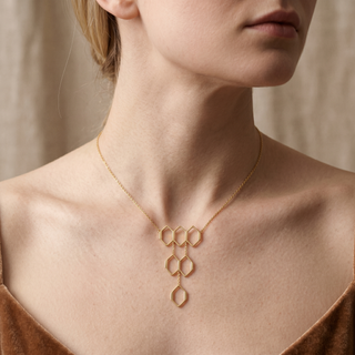 Model wearing 9K Yellow Gold Honeycomb Necklace - Sonny's Jewellers
