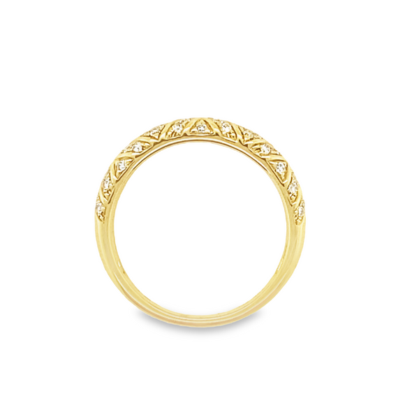 18K Yellow Gold Domed Pattern Diamond Ring