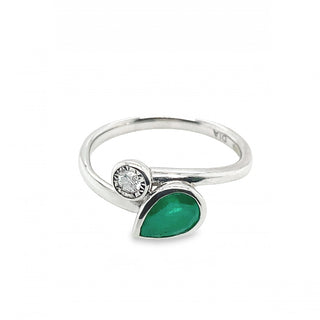 9ct White Gold Emerald & Diamond Ring